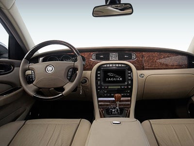 2008 Jaguar XJ8 Base