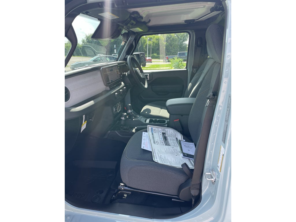 2026 Jeep Wrangler RIGHT HAND DRIVE