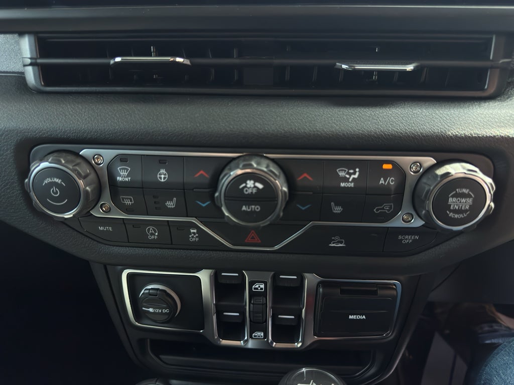 2026 Jeep Wrangler RIGHT HAND DRIVE