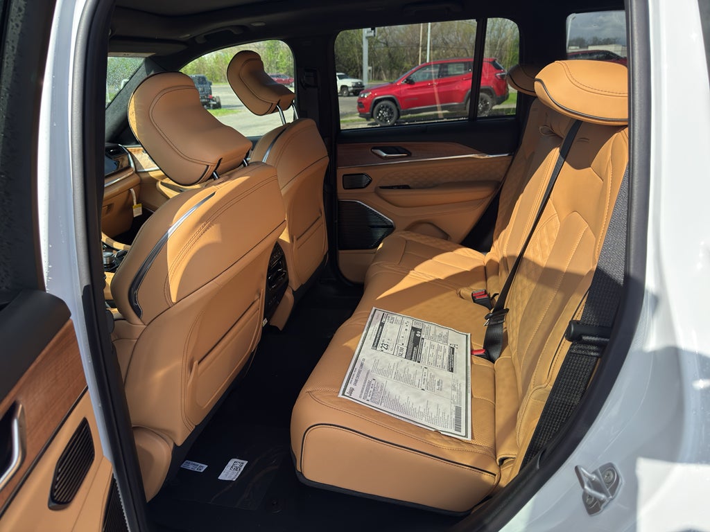 2026 Jeep Grand Cherokee Summit