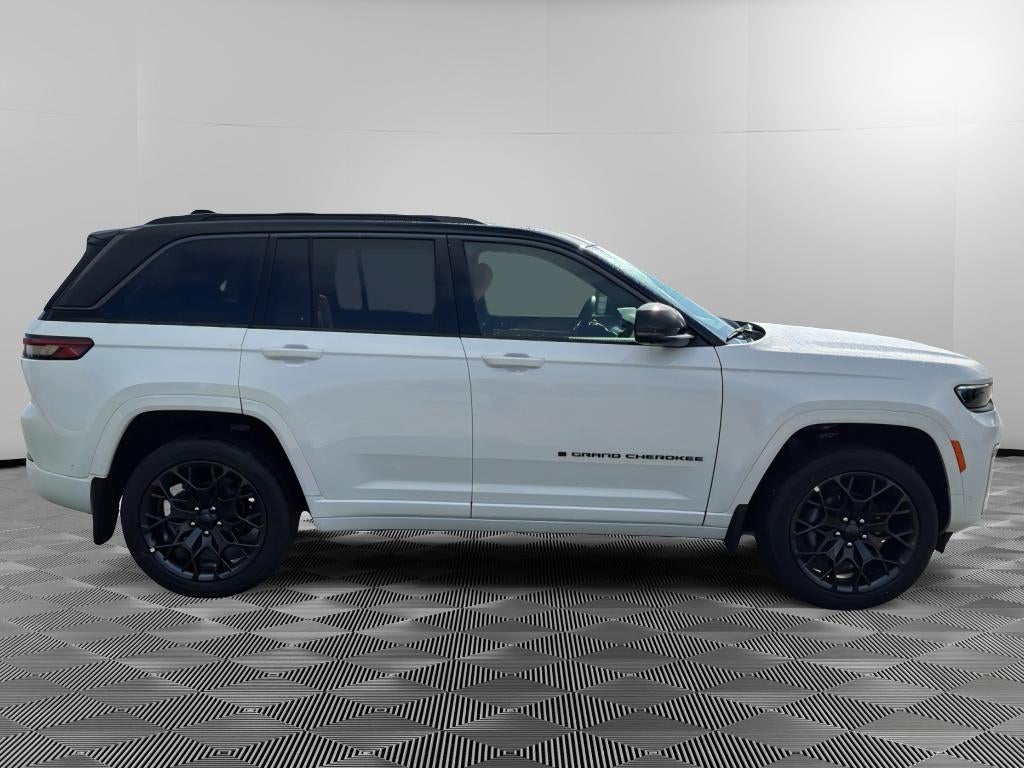 2026 Jeep Grand Cherokee Summit