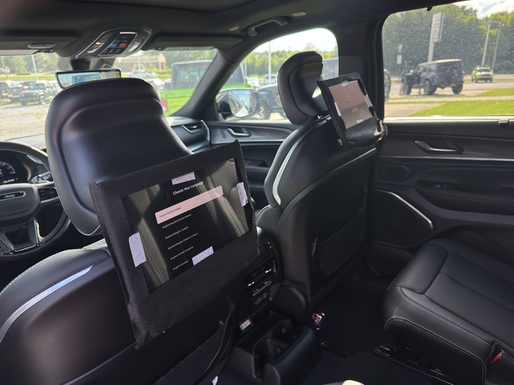 2025 Jeep Grand Cherokee Overland