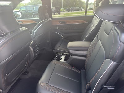 2025 Jeep Grand Cherokee Summit Reserve