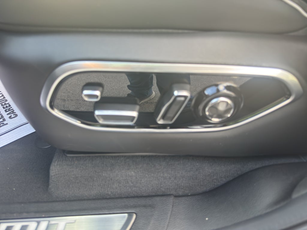 2025 Jeep Grand Cherokee Summit Reserve