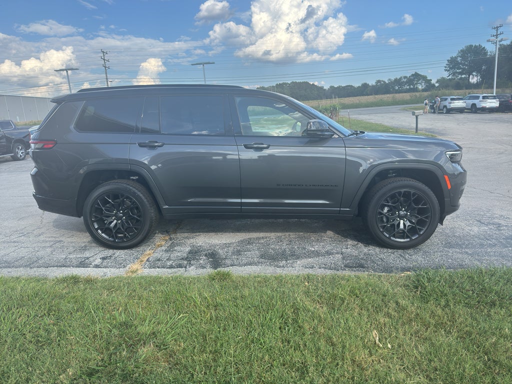 2025 Jeep Grand Cherokee Summit Reserve