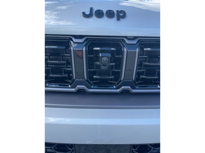 2026 Jeep Grand Cherokee Summit