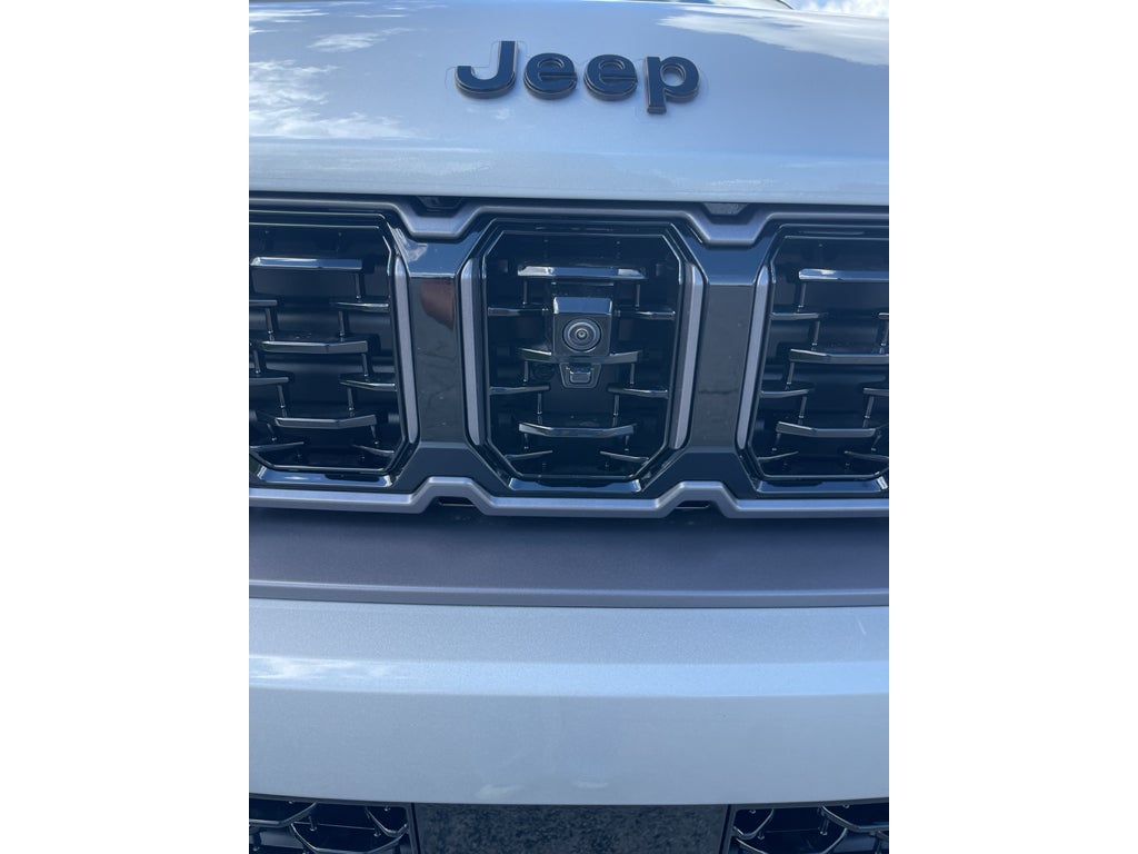 2026 Jeep Grand Cherokee Summit