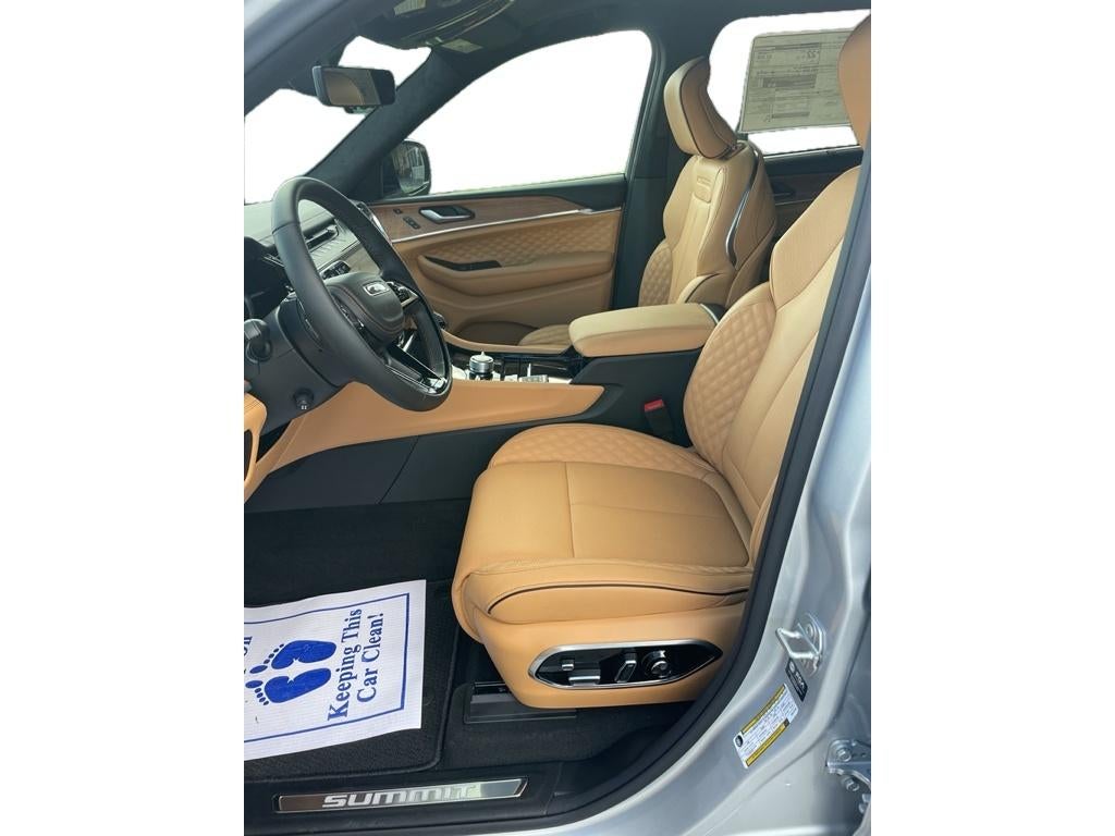 2026 Jeep Grand Cherokee Summit