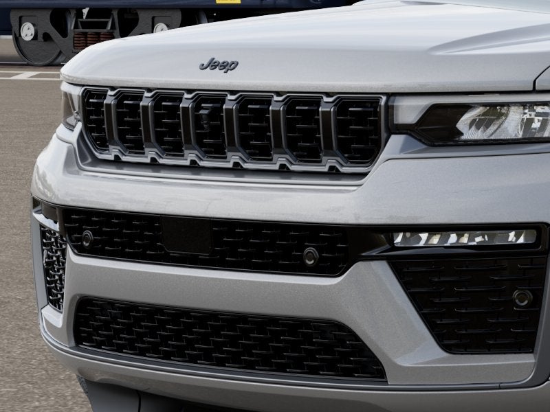 2026 Jeep Grand Cherokee Summit
