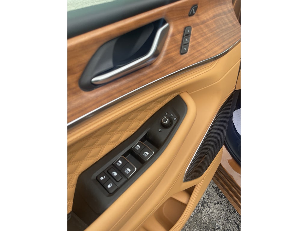 2026 Jeep Grand Cherokee Summit