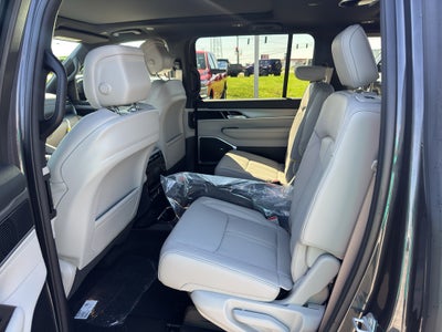 2026 Jeep Grand Wagoneer Base