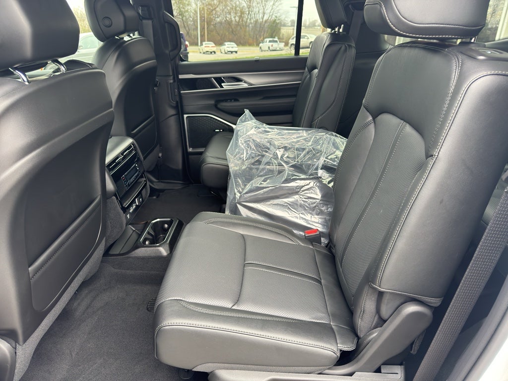 2025 Jeep Wagoneer Series II