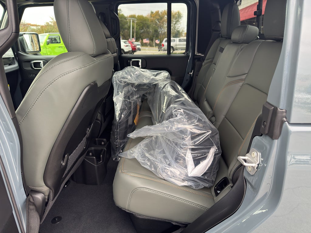 2026 Jeep Gladiator Mojave X