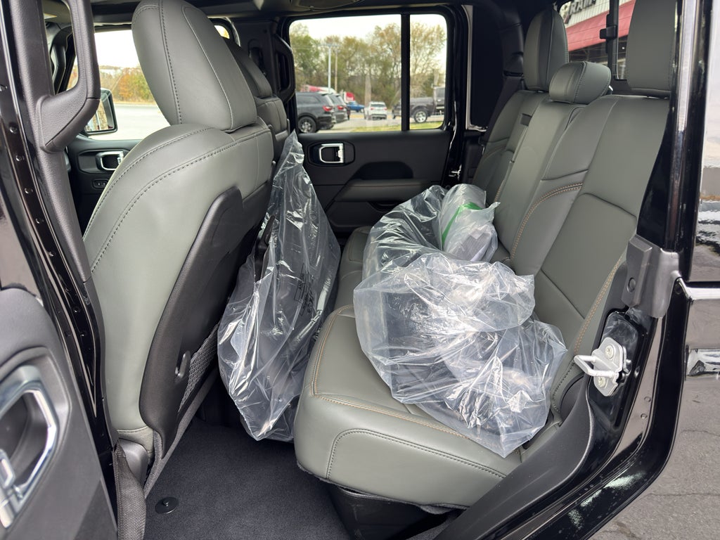 2026 Jeep Gladiator Mojave X