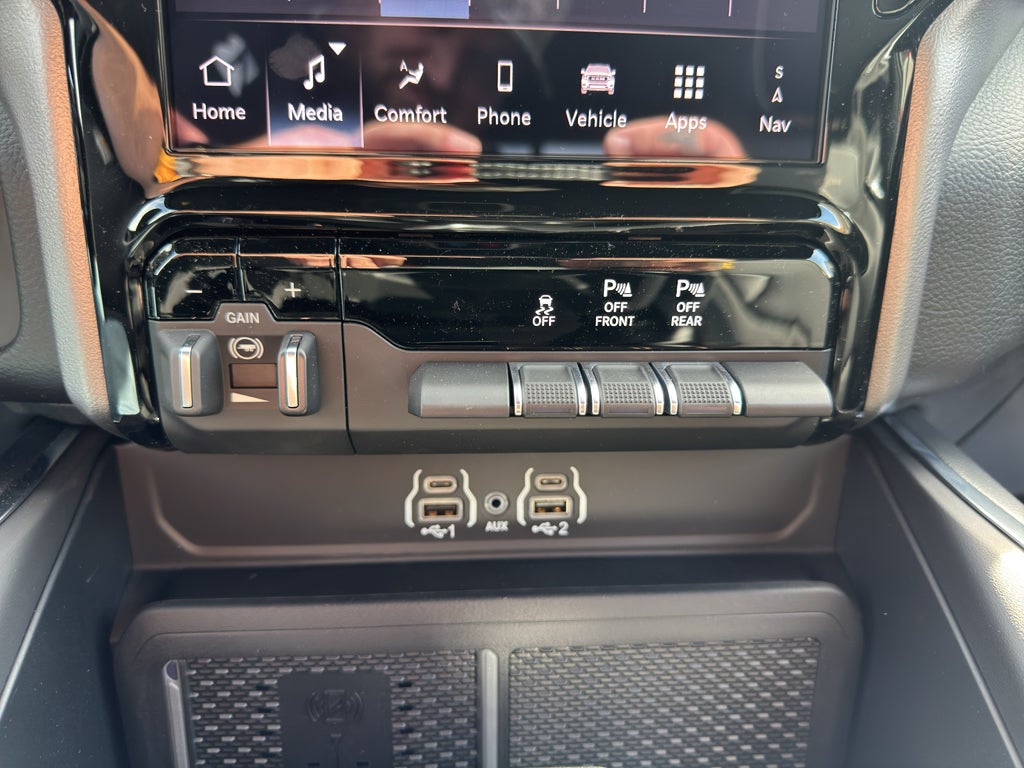 2026 RAM Ram 1500 Laramie