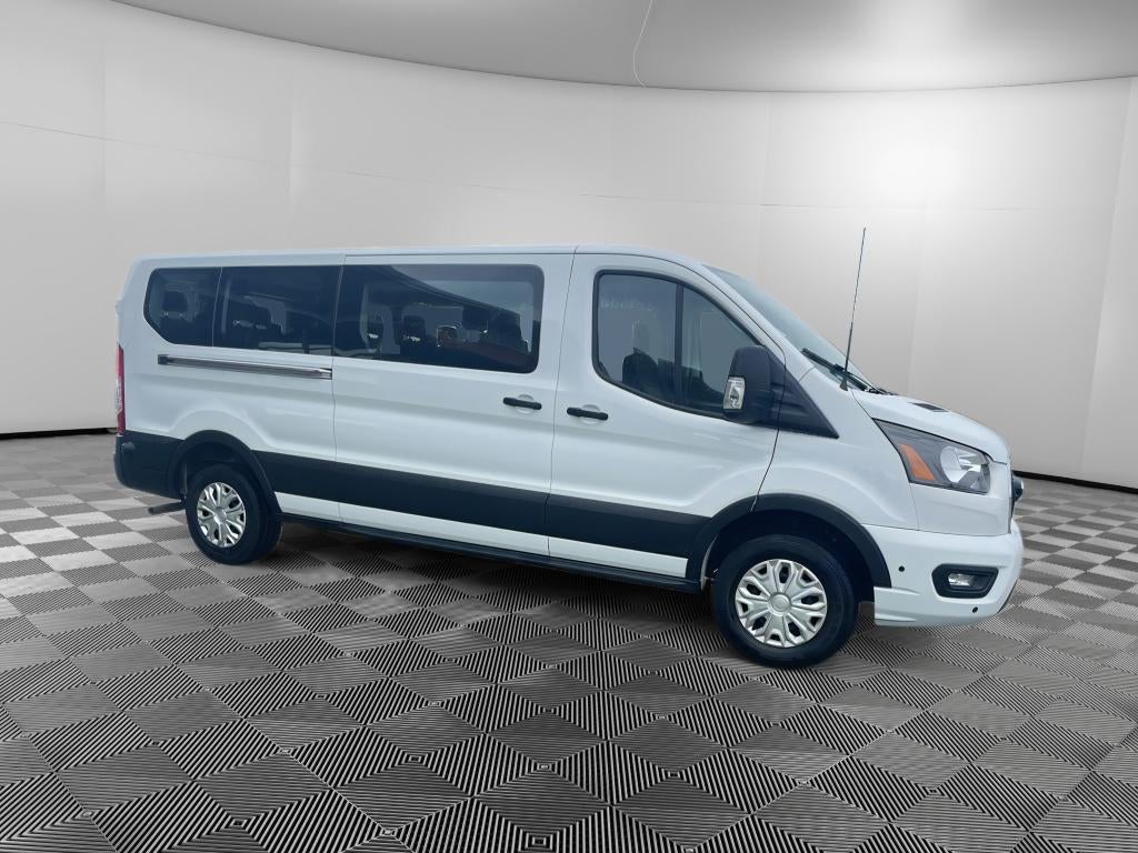 2024 Ford Transit Wagon XLT