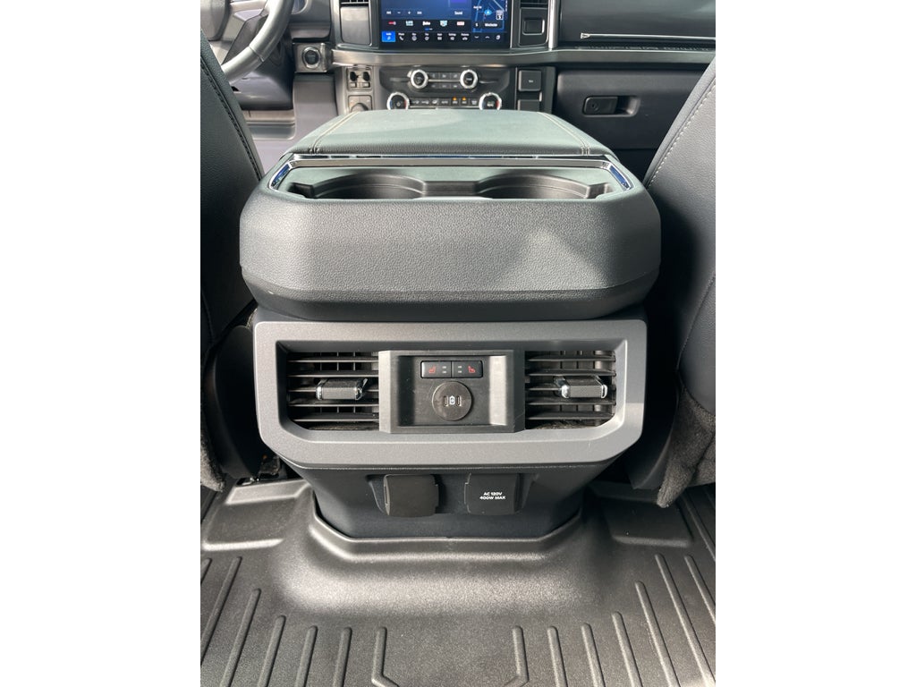 2024 Ford F-350 LARIAT