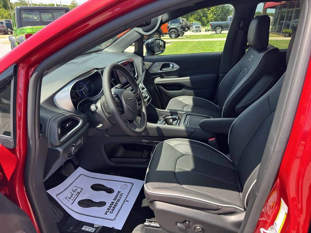 2026 Chrysler Pacifica Limited