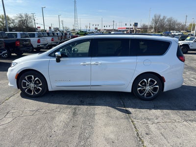 2026 Chrysler Pacifica Pinnacle