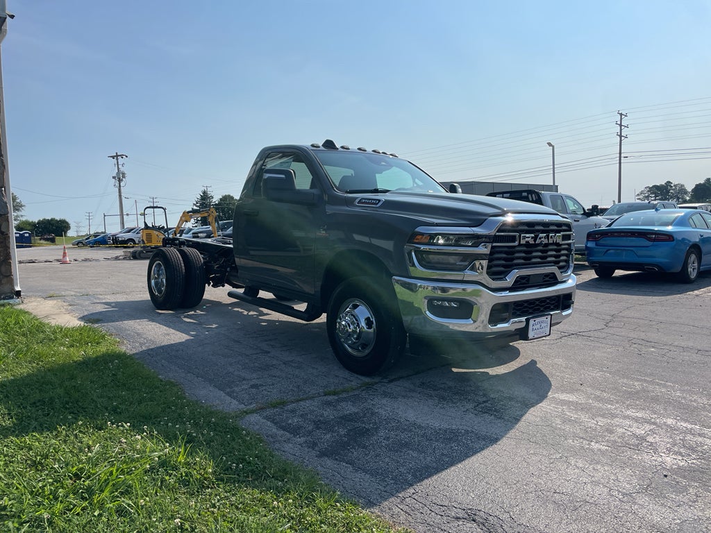 2026 RAM Ram 3500 Chassis Cab Tradesman