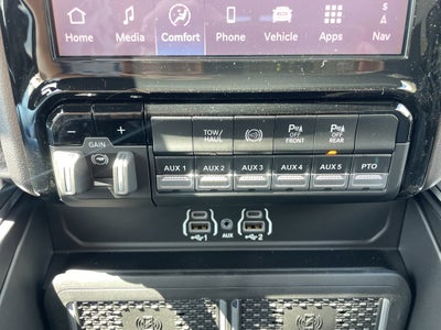 2026 RAM Ram 3500 Chassis Cab Big Horn