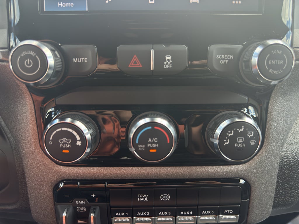 2026 RAM Ram 3500 Chassis Cab Tradesman