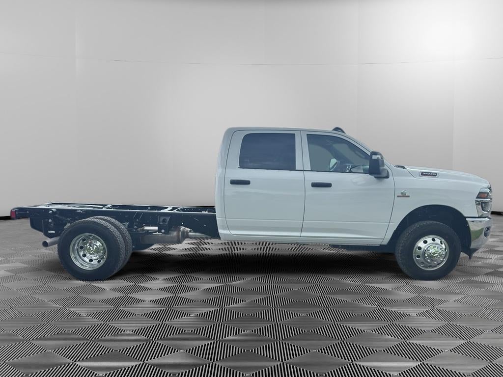 2026 RAM Ram 3500 Chassis Cab Tradesman