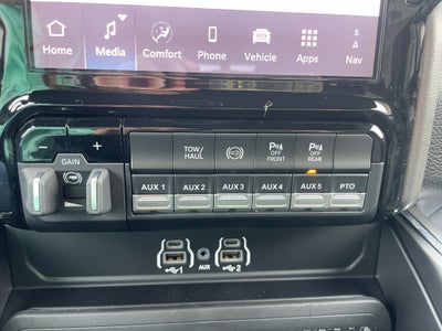 2026 RAM Ram 3500 Chassis Cab Big Horn