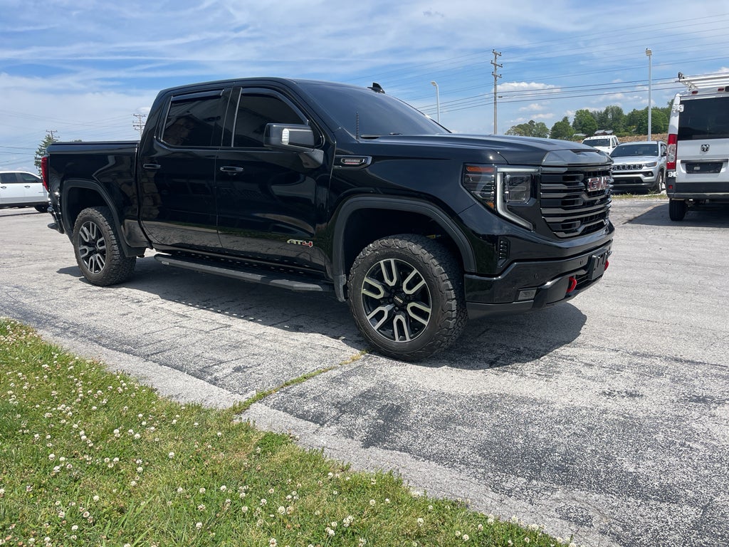2023 GMC Sierra 1500 AT4