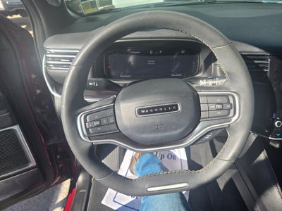 2024 Jeep Wagoneer Base