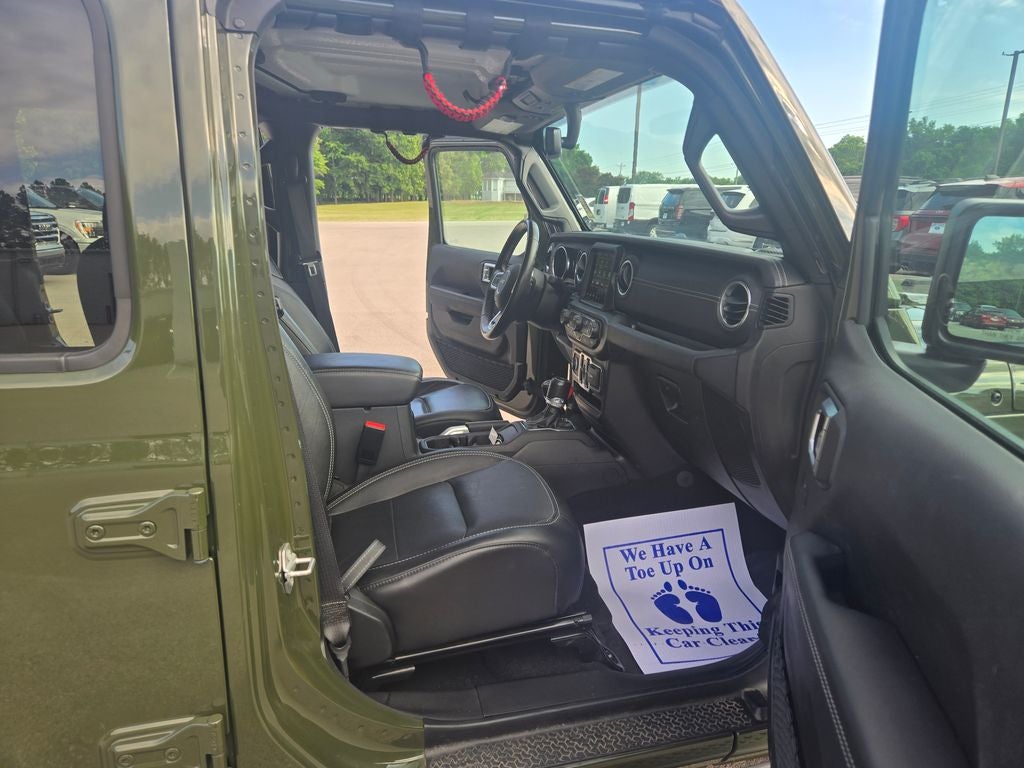 2022 Jeep Gladiator Overland