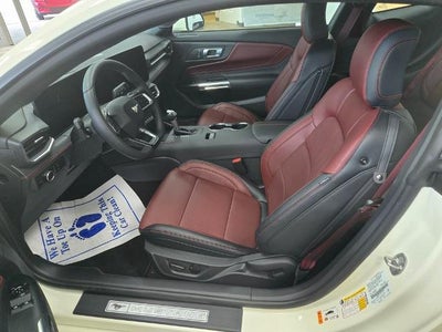 2025 Ford Mustang GT Premium Fastback