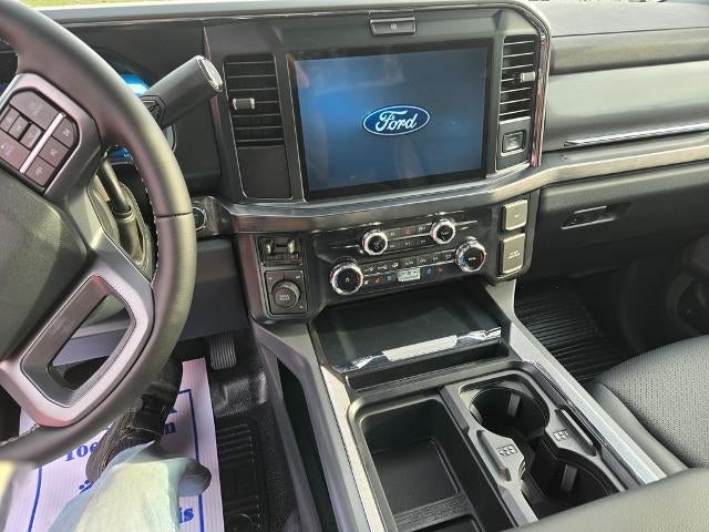 2025 Ford F-350SD F-350® LARIAT®