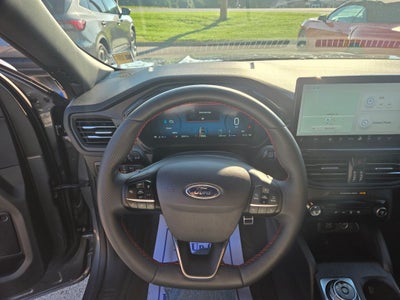 2024 Ford Escape Hybrid ST-Line Elite