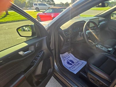 2024 Ford Escape Hybrid ST-Line Elite