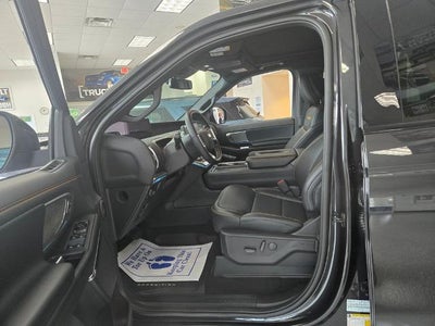 2027 Ford Expedition Max MAX Platinum