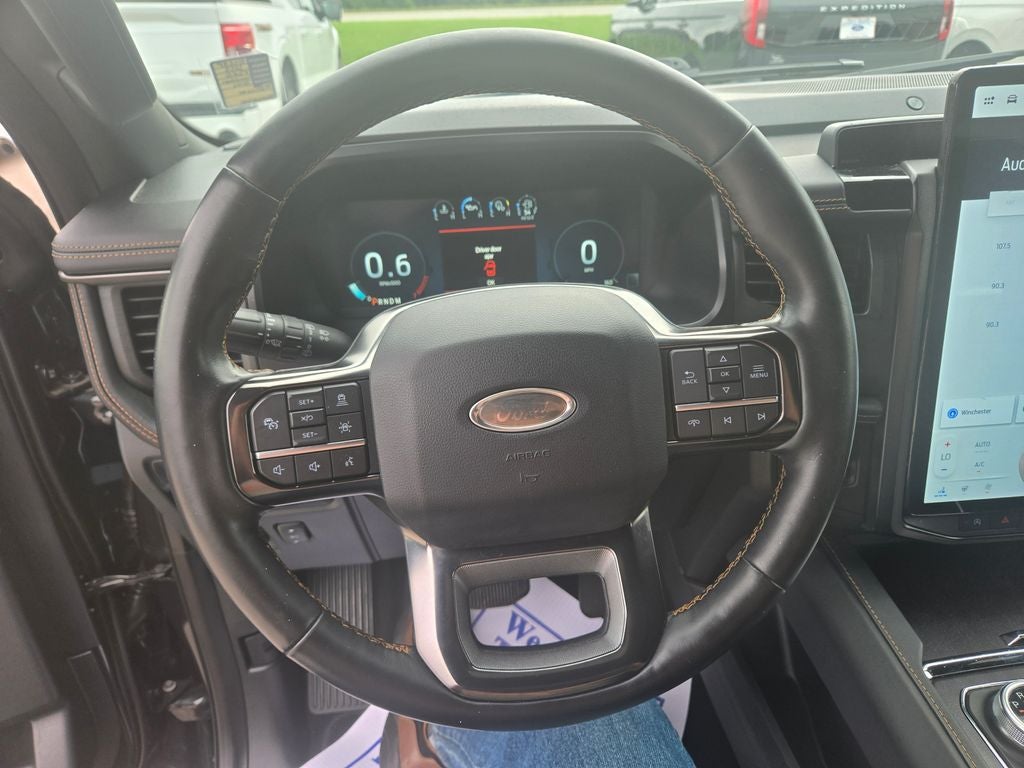 2023 Ford Expedition Max Platinum