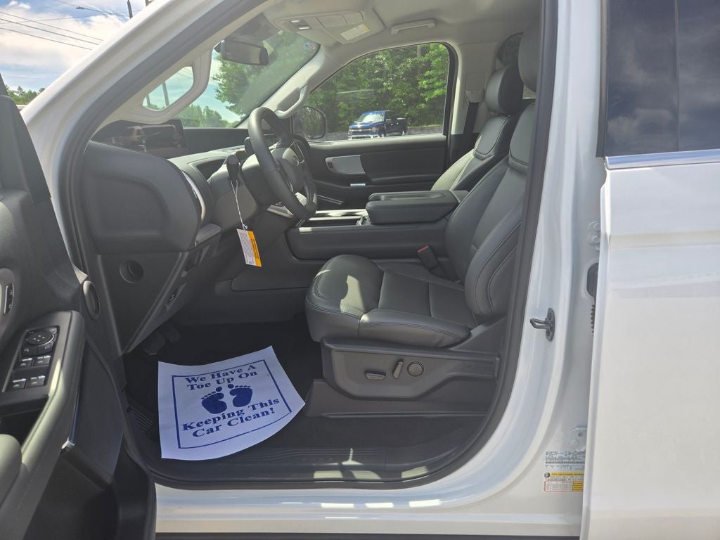 2026 Ford Expedition Active