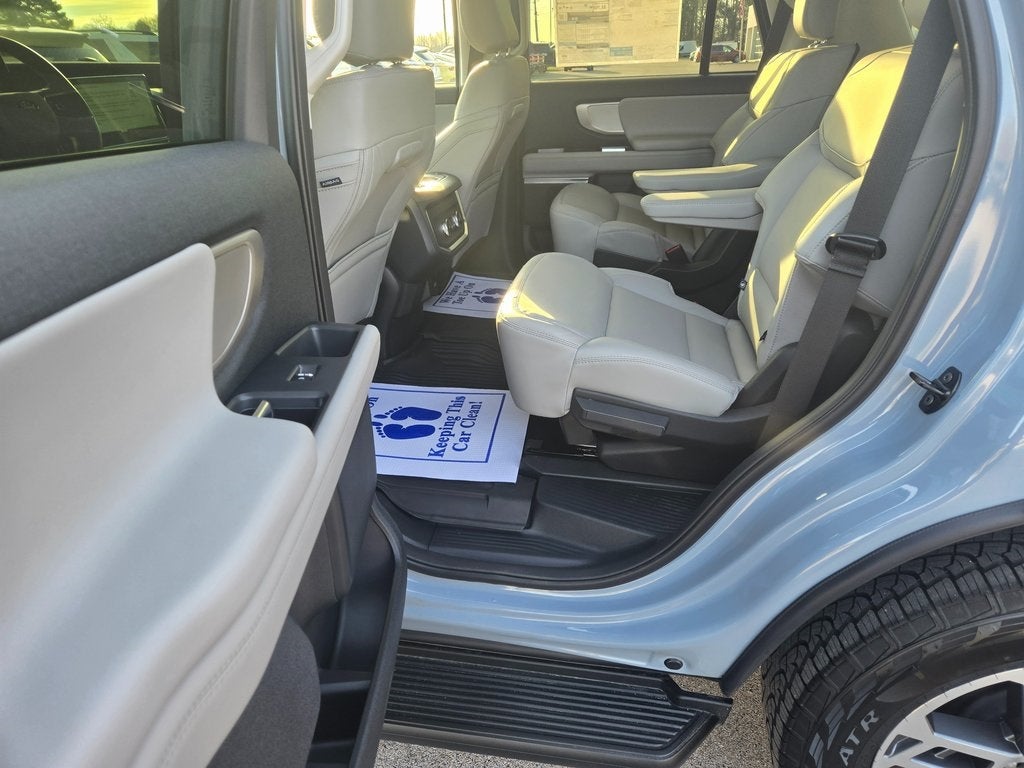 2026 Ford Expedition Active