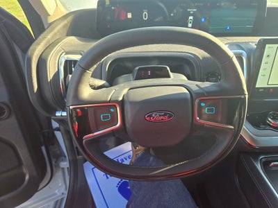 2025 Ford Expedition Platinum®