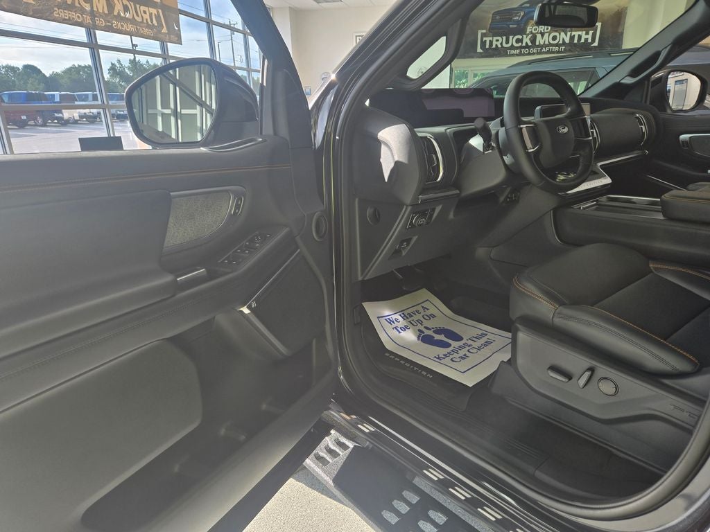 2027 Ford Expedition Tremor®
