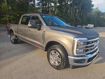 2027 Ford F-350SD F-350® Lariat®