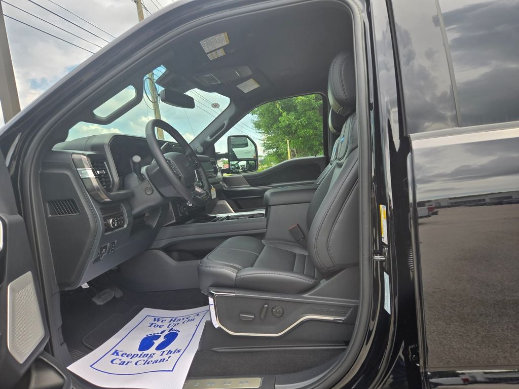 2026 Ford F-350SD F-350® Platinum®