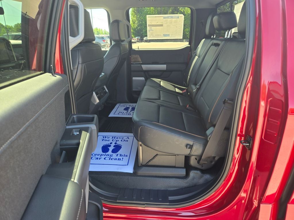 2026 Ford F-350SD F-350® Lariat®