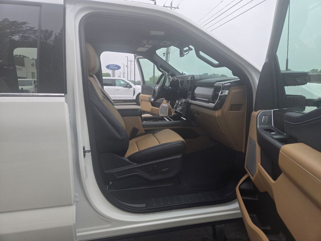 2026 Ford F-350SD F-350® Lariat®