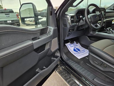 2025 Ford F-150 Lariat®