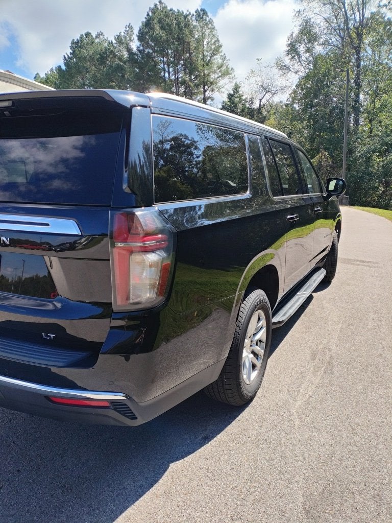2021 Chevrolet Suburban LT