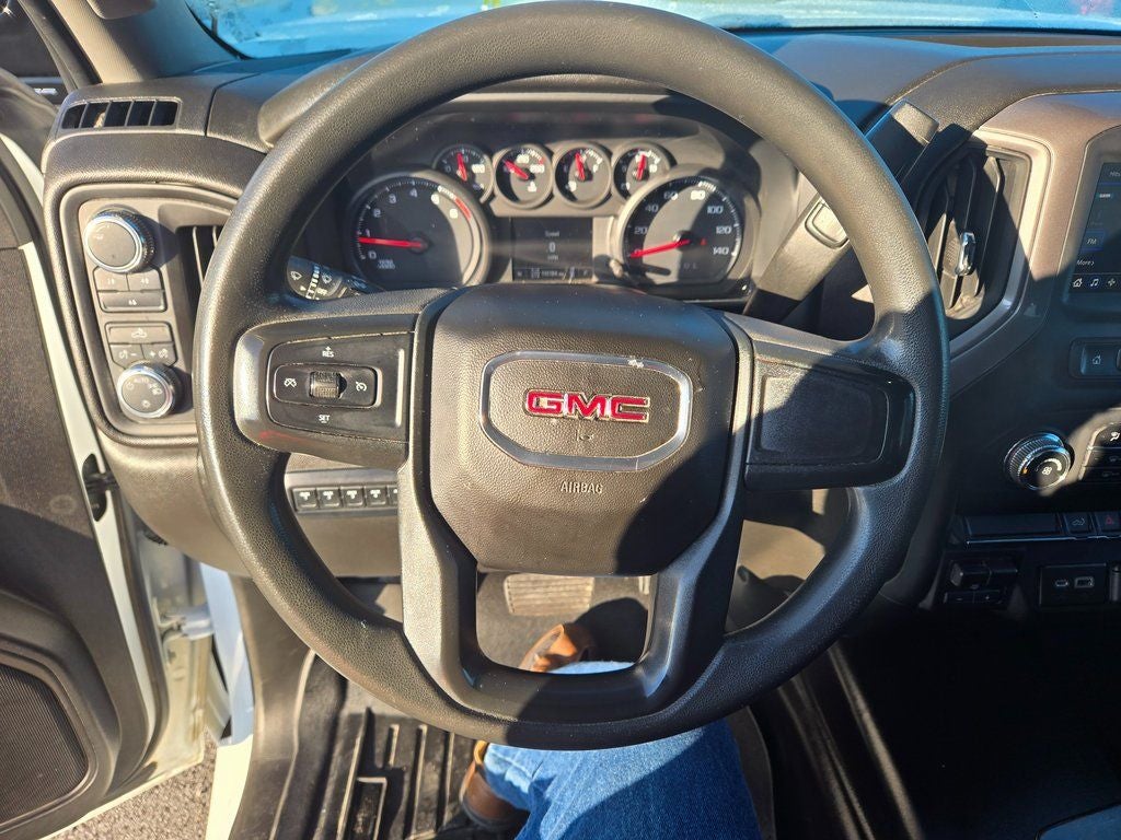 2023 GMC Sierra 2500HD Pro