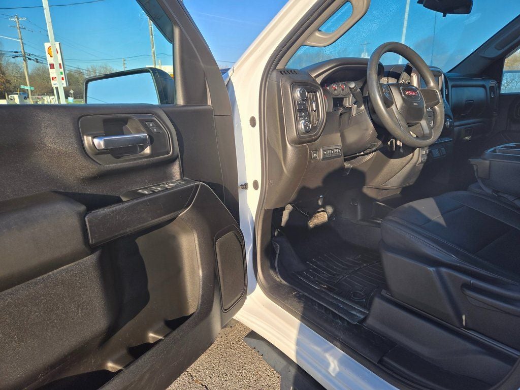 2023 GMC Sierra 2500HD Pro