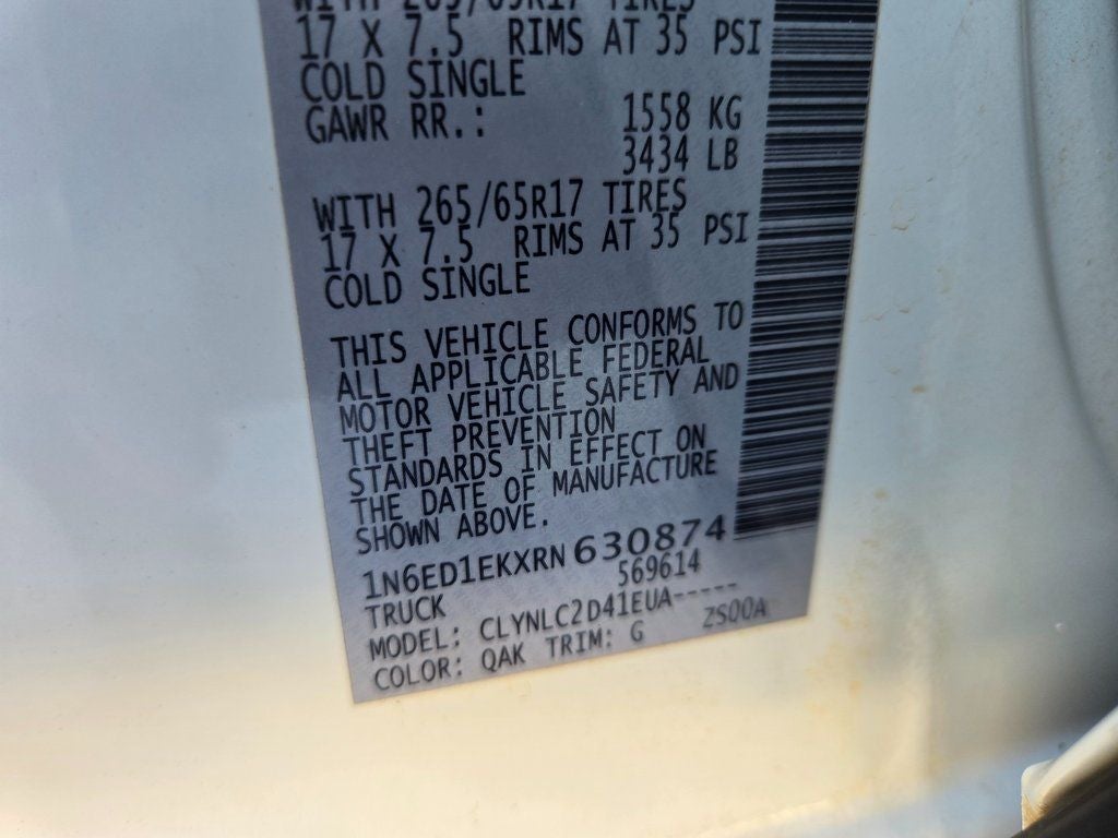 2024 Nissan Frontier SV